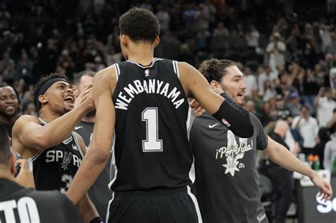 San Antonio Spurs at Oklahoma City Thunder odds, picks and .